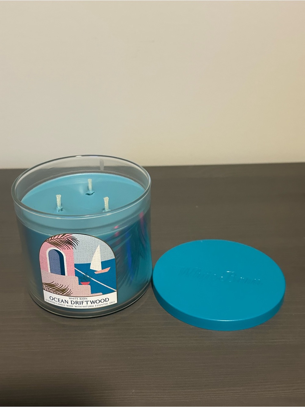 Ocean Driftwood 3-Wick Candle - Picture 2 of 2